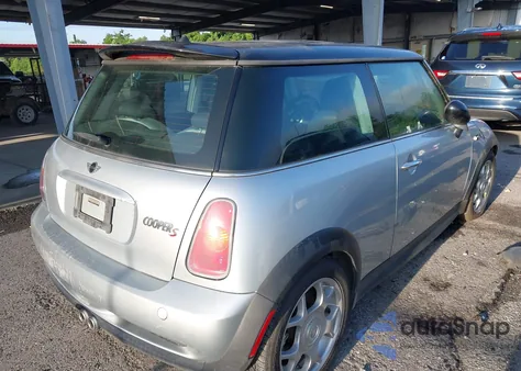 2003 Mini Cooper S from USA, damaged, VIN WMWRE33423TD68983